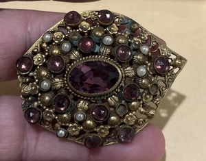 Vintage Beautiful Gold Tone Faux Pearl Rhinestone Fur Dress Clip As Is Read - Picture 1 of 7