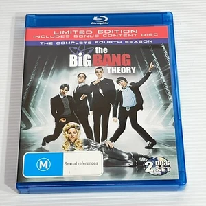 The Big Bang Theory : Season 4 Blu-ray 3-Disc set - Picture 1 of 4