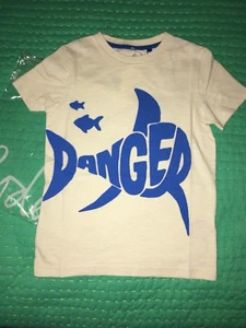 NWT Mini Boden 5/6 or 6/7 White or Ecru & Blue Graphic Shark Tee DANGER - Picture 1 of 3