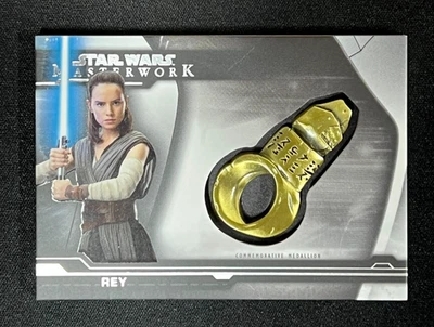 2019 TOPPS STAR WARS MASTERWORK Rey REN SNOKE'S RING ARTIFACT MEDALLION - Image 1 of 2