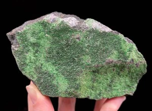 UVAROVITE Racimo de Cristal Crudo Druzy - Calcio Cromo Verde Granate Piedra, 51652 - Imagen 1 de 8