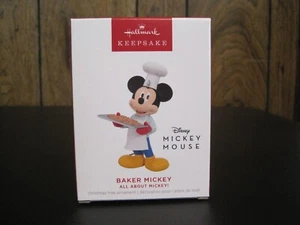2023 HALLMARK KEEPSAKE ORNAMENT BAKER MICKEY ALL ABOUT MICKEY 2ND IN SERIES - Picture 1 of 12