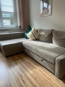 Sofa mit sleepfunction- Perfect Condition & with additional Artisan pillows - Bild 1 von 4