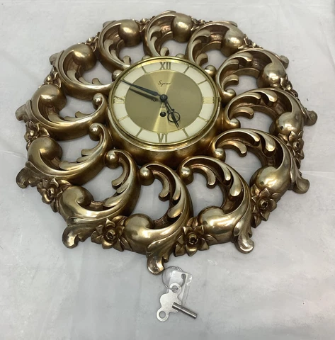 Vintage Mid Century Syroco 8-Day Wall Clock Gold Ornate 19" Works w/Key ~ USA Cover