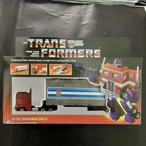 Transformers G1 Autobot Commander Optimus Prime Juguete Transformador NUEVO - Imagen 1 de 7
