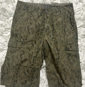 Epic Threads Boys Size 16 Camouflage Green Shorts New - Picture 1 of 3