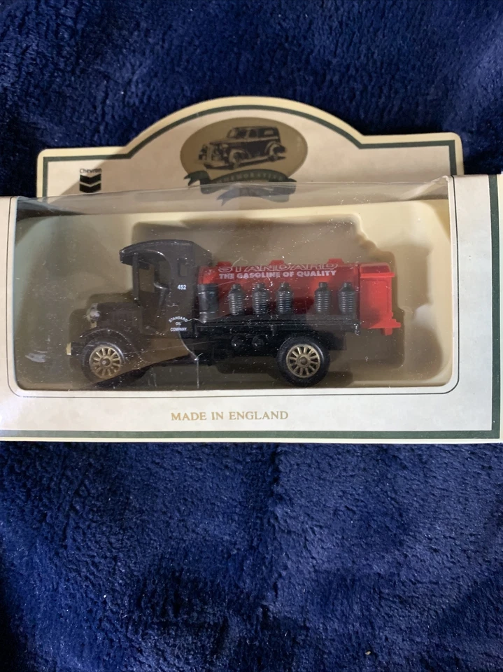Lledo Red Crown 1927 Gasoline Die Cast Truck Made in England Chevron - Image 1 of 2