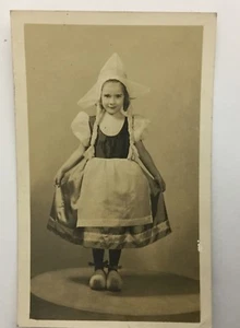 RPPC Cute Dutch Girl Postcard - Picture 1 of 1