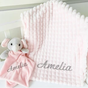 Coperta, piumone o set regalo rosa ricamato personalizzato per bambina - Foto 1 di 8
