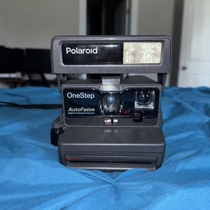 Vintage Polaroid OneStep AutoFocus 600 Instant Camera - Picture 1 of 3