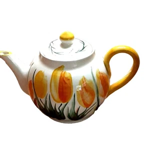 Teiera vintage artigianale ceramica Vermont firmata giallo soleggiato tulipani ceramica - Foto 1 di 4