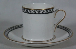 DE COLECCIÓN WEDGWOOD HUESO CHINA ULANDER PATRÓN NEGRO DEMI / DEMITASSE TAZA Y PLATILLO NUEVO - Imagen 1 de 8