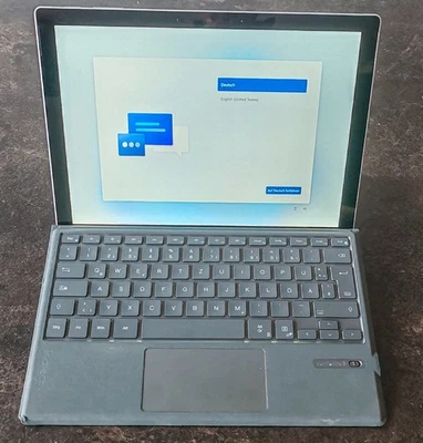 Microsoft Surface Pro 7  10th Gen Intel Core i% Processor 256 GB , 8GB RAM win11 - Bild 1 von 4