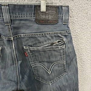 Levis Jeans Mens 32x32 Blue Denim 514 Slim Straight Medium Wash American Flap - Picture 1 of 11