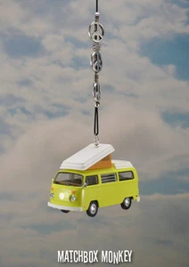 Autobús Volkswagen Samba 1968 Westfalia furgoneta cámper VW T1 T2 adorno con colgador de espejos - Imagen 1 de 8