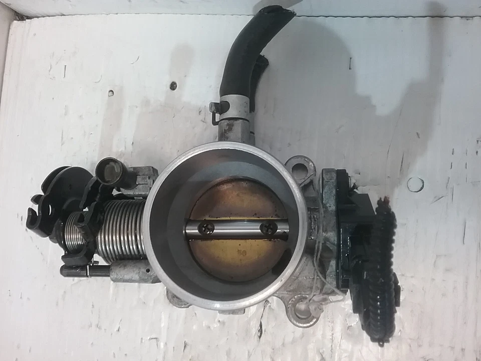 Корпус дроссельной заслонки в сборе 2001-2003 Hyundai Elantra GLS 35170-22600 2,0 л автоматический - Изображение 1 из 4