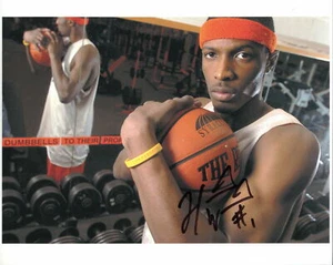 HAKIM WARRICK HAND SIGNED 8x10 COLOR PHOTO+COA      SYRACUSE STAR IN WEIGHT ROOM - Picture 1 of 1
