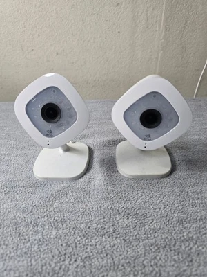 Arlo Q - 1080p HD Wireless Security Camera VMC3040 ●FOR PARTS OR REPAIR Set Of 2 - Image 1 of 4