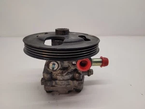 2001-2004 CHEVROLET TRACKER Power Steering Pump 30025163 01-04 - Picture 1 of 12