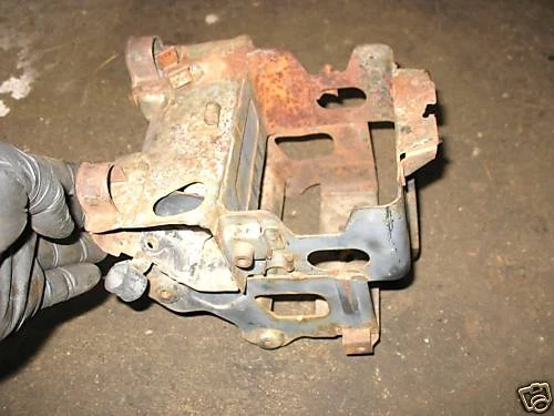 CAIXA BANDEJA BATERIA 74-75 YAMAHA XS650 XS 650 XS1 - Imagem 1 de 1