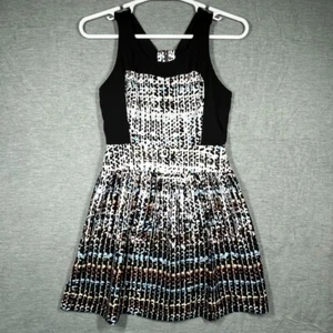 Guess Dress Size 6 Black White Rainbow Multicolored Lined Sleeveless Cocktail - Picture 1 of 14
