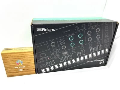 Roland S-1 Tweak Synthesizer AIRA Compact Polyphonic Module S1 Black Sequencer - Image 1 of 4