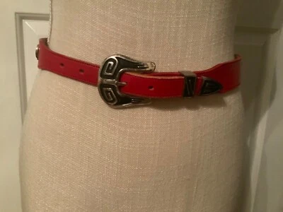 🌸Cinturón de 28"" Nocona de cuero rojo hebilla plateada occidental detalles aztecas 🌸 Foto 1 de 4