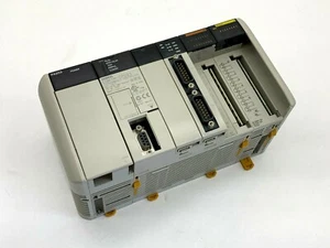 Controlador PLC programable Omron CQM1H-CPU51 CPU con PA203 OC221 - Imagen 1 de 12