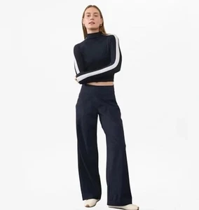 Athleta Venice Black Flare Leg Pant Wide Leg Stretch Athleisure Gym - Medium Exc - Picture 1 of 15