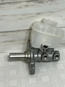 OEM LOW MILEAGE! 2010-2014 Subaru Outback Brake Master Cylinder Car - Picture 1 of 13