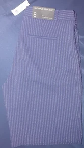 Neu mit Etikett Banana Republic Damengröße 8 marineblau weiß Nadelstreifenshorts maritim - Bild 1 von 3
