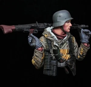 1/10 BUST Resin Figure Model Kit German Machine Gunner Soldier WW2 War Unpainted - Picture 1 of 3