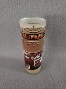 Tabla de surf California Surfer Woodie 2 oz Shot Glass 4" de alto Shooter - Imagen 1 de 8