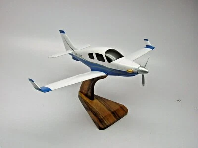 Lancair IV Avión de Construcción Casera Escritorio Caoba Madera Secada al Horno Modelo Pequeño Nuevo Foto 1 de 3