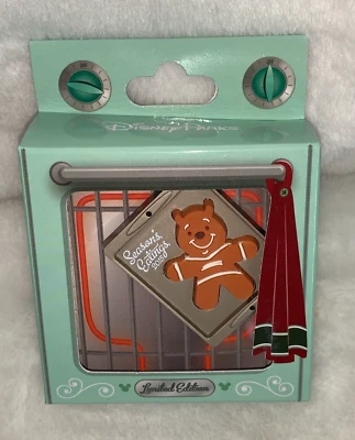 Новый 2015 Disney Parks Winnie The Pooh Cookie Shape Season's Eatings Заколка в коробке LE - Изображение 1 из 4