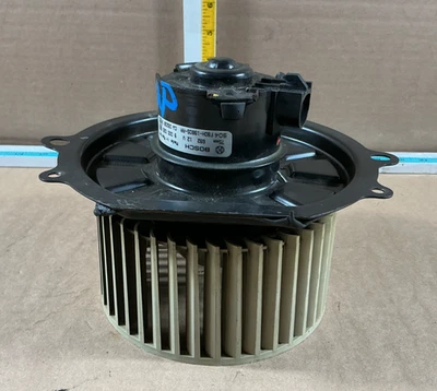 1998 - 2002 年林肯大陆交流加热器鼓风机电机 615-00519A 原始设备制造商 — 第 1/4 张图片