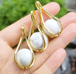 3 Stck. Weiß Türkis Edelsteine Stein Anhänger Magie Reiki Heilung Amulett - Bild 1 von 1