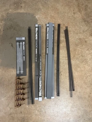 HO SCALE Walthers Code 83 track lot (CHECK DESCRIPTION) - Image 1 of 3