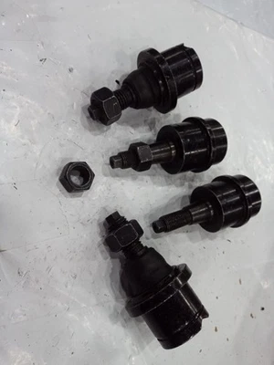 NUEVAS rótulas inferiores superiores 0313BJPACK para Dodge Ram 2500 3500 Cummins 2003-2013 Foto 1 de 2