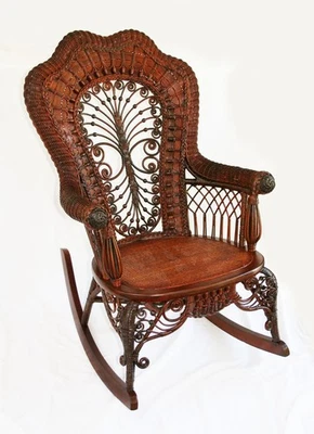 Antiguo balancín victoriano Heywood Wakefield de mimbre, alrededor de 1890 Foto 1 de 4