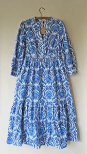 Brandneu mit Etikett Boden Elena Midikleid Stufen Baumwolle Gr. 16 R blau Ornament Blumenmuster - Bild 1 von 6