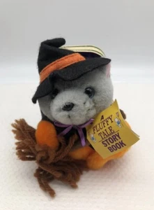 HALLOWEEN KITTEN - Reader's Digest Young Families - A Fluffy Tale Story Book - Imagen 1 de 5