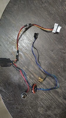 Enchufes de arnés de cableado originales Chevrolet Impala Monte Carlo 25842432 Foto 1 de 4