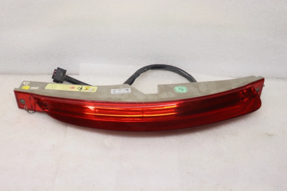 Luz trasera izquierda BMW Z8 2000 2001 2002 2003 63 21 4 859 157 OEM Foto 1 de 4