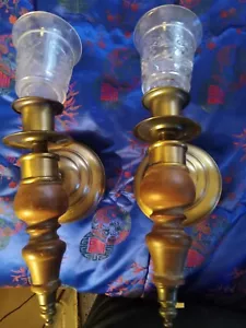 Coppia di applique mod vintage HOMCO interni casa metà secolo legno metallo 2 tazze vetro - Foto 1 di 5