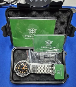 STEELDIVE SD1975V Mens Diver Watch Automatic Waterproof 300m Seiko NH35 Tuna New - Picture 1 of 11