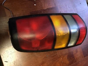 drivers left Taillight Fits 99-03 SIERRA 1500 PICKUP - Picture 1 of 2