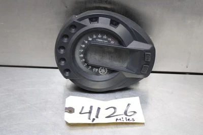 04-09 YAMAHA FZ6 SPEEDO TACH GAUGES DISPLAY CLUSTER SPEEDOMETER 4K 4,126 Miles - Image 1 of 4