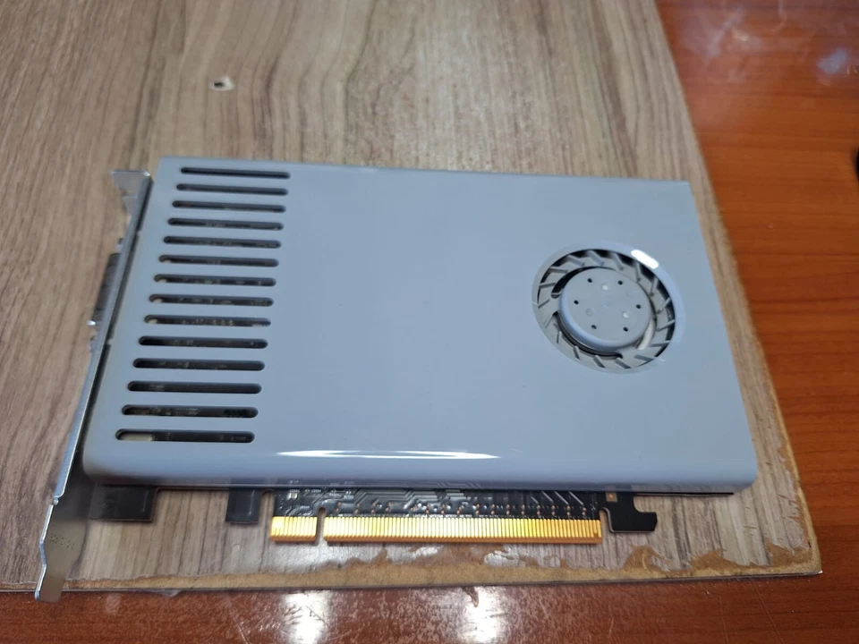 Scheda Video APPLE MAC PRO ORIGINALE GT120 512MB - Immagine 1 di 2