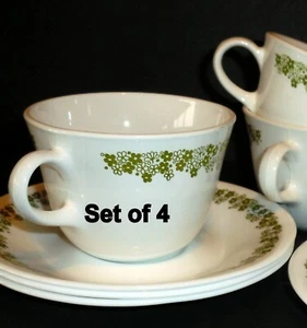 Set Of 4 Corelle Spring Blossom Crazy Daisy Green 2 5/8'' Flat cups & Saucers - Bild 1 von 1